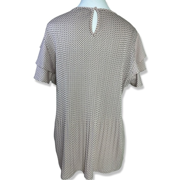 ⭐️ADRIANA PAPELL Pleated Pink and Black Polka Dot Flutter Sleeve Top - Picture 4 of 7